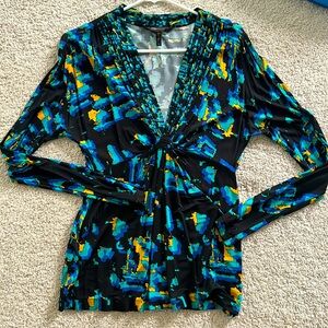 Women’s BCBG long sleeve top. Size XS